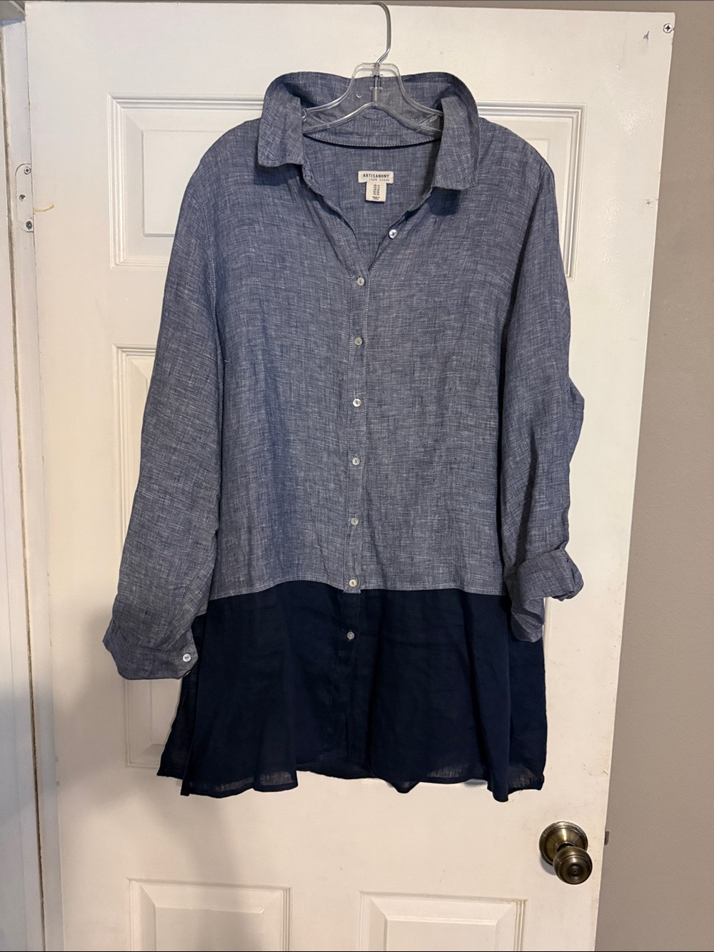 Artisan Ny Two-Tone Blue Linen Button-Down Shirt